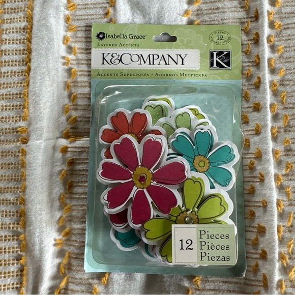 K & Company, Isabella Grace Flower Layered Accents, Scrapbooking Stickers - Picture 1 of 4